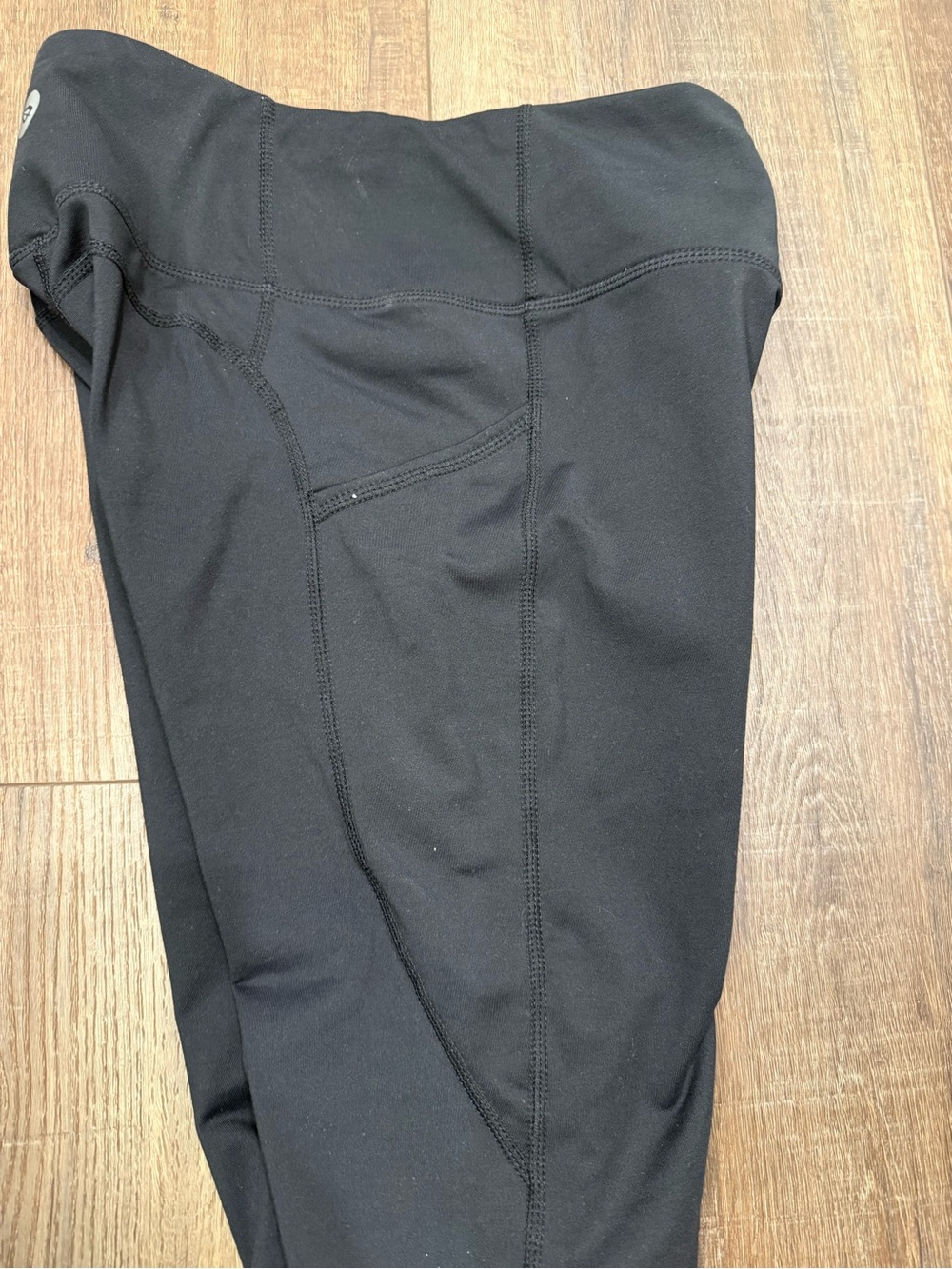 Baleaf Women's Fleece Lined Leggings Black pockets - Picture 7 of 10